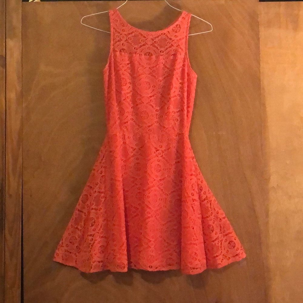 Spring/Summer - Picture 2 of 3